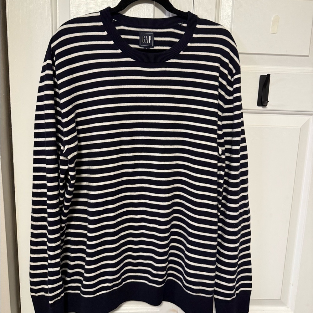 GAP oversized  Striped Crewneck Sweater - Navy and White xl tall